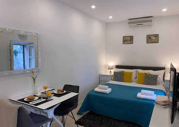 Casa De Mateo Ellias *