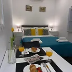 Casa De Mateo Ellias *